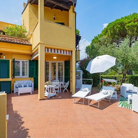 Isabel Beach And Bike Finale Ligure Exterior photo